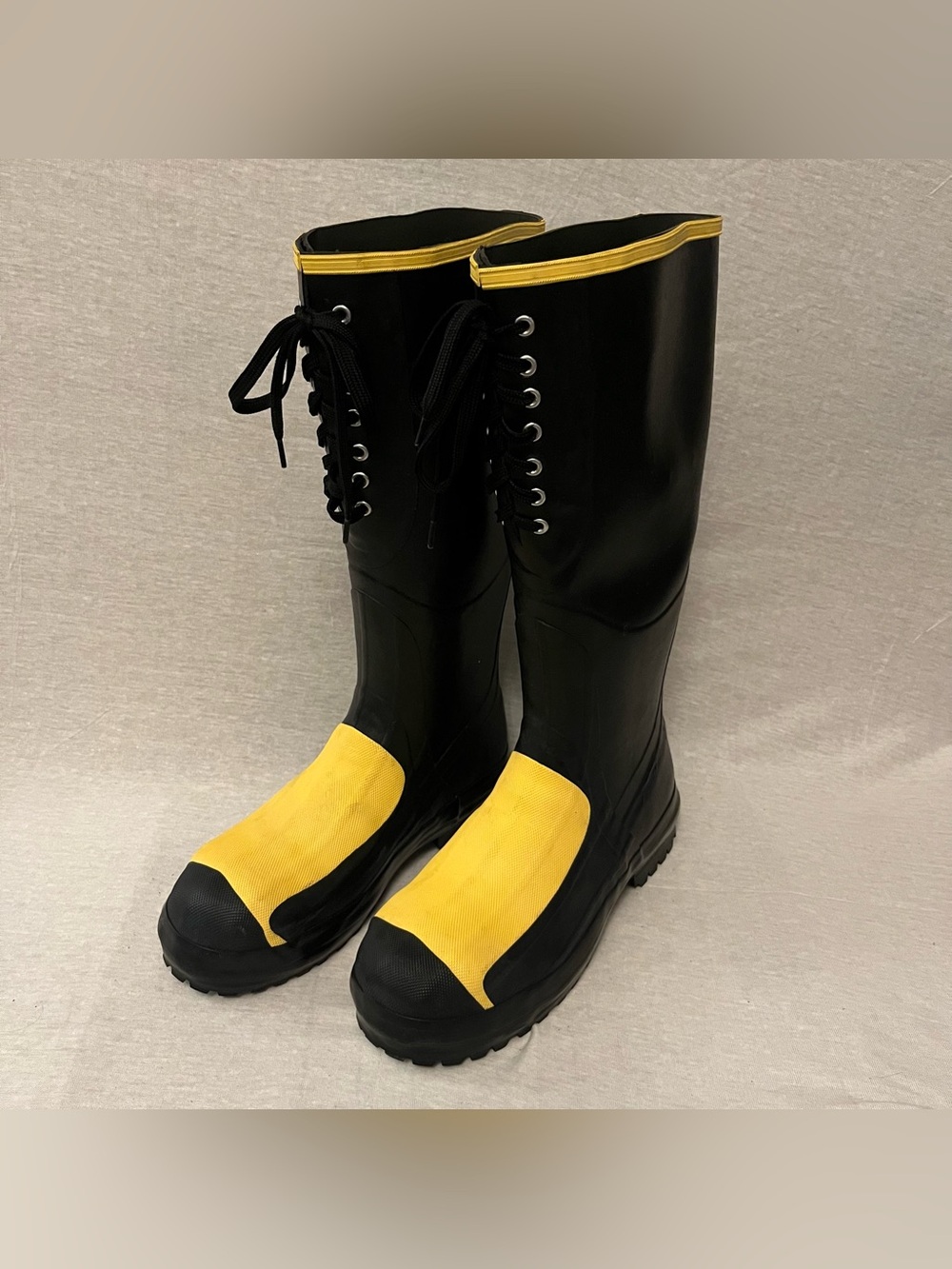 LaCrosse 16" Meta-Pac Black and Yellow Lace-Up Rubber Steel Toe Boots